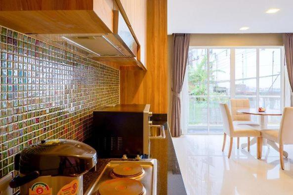 Dipantai Boutique Beach Resort Patong Eksteriør bilde