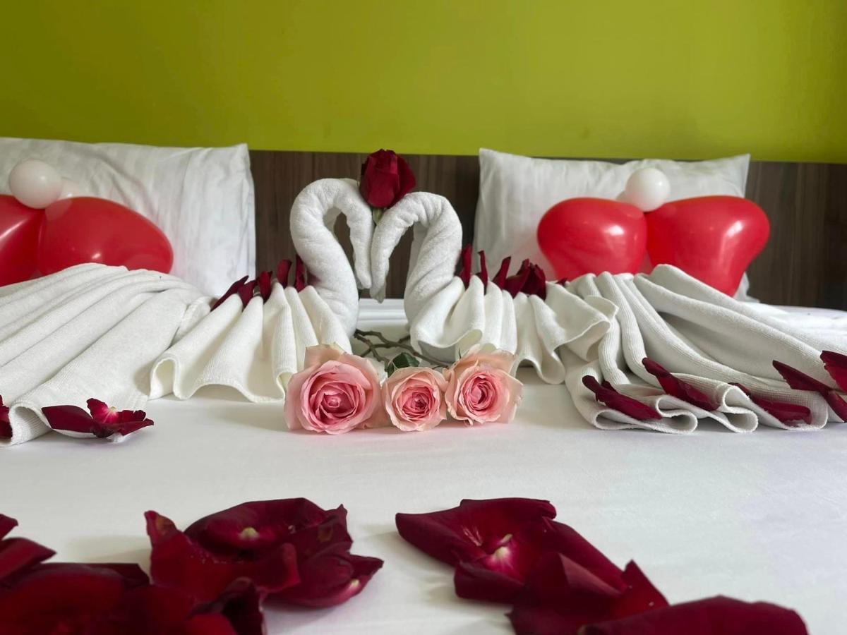 Dipantai Boutique Beach Resort Patong Eksteriør bilde
