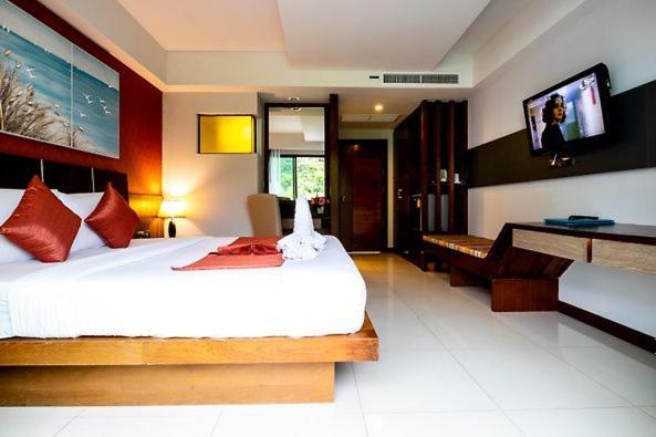 Dipantai Boutique Beach Resort Patong Eksteriør bilde