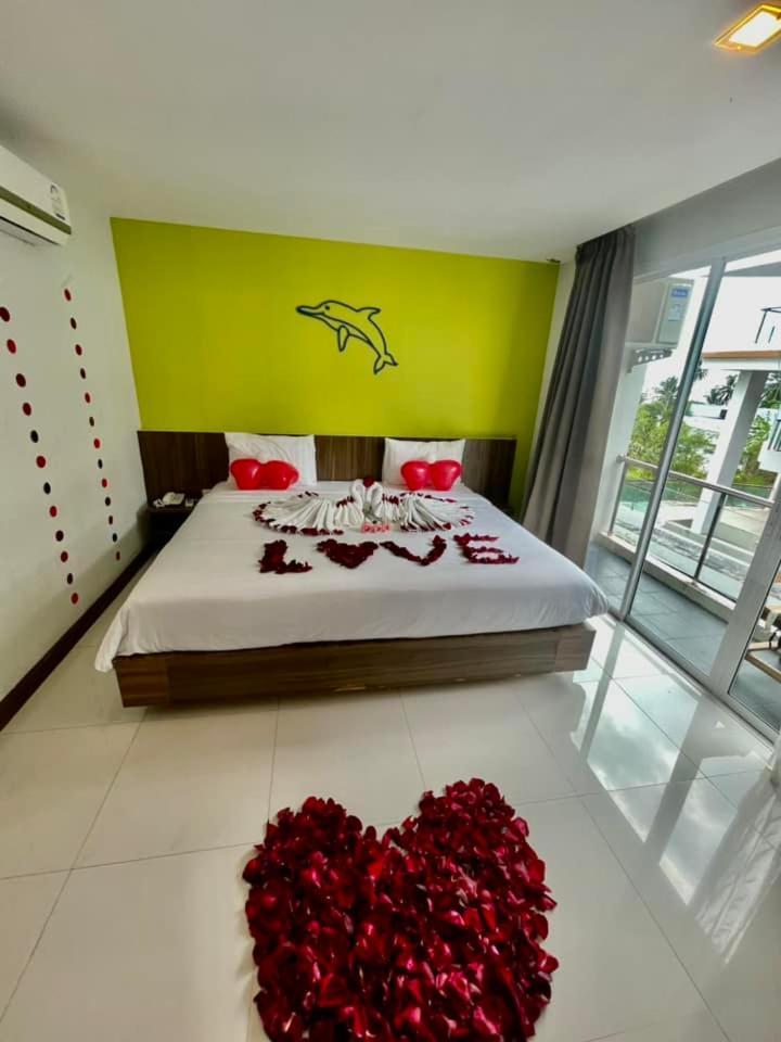 Dipantai Boutique Beach Resort Patong Eksteriør bilde